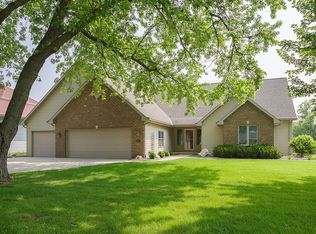 730 Pinecrest Rd, Green Bay, WI 54313