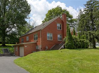 267 Blackhawk Rd, Beaver Falls, PA 15010