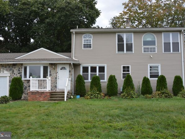 5 Francis Ave, Morrisville, PA 19067