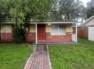 16102 W Lake Burrell Dr APT B, Lutz, FL 33549