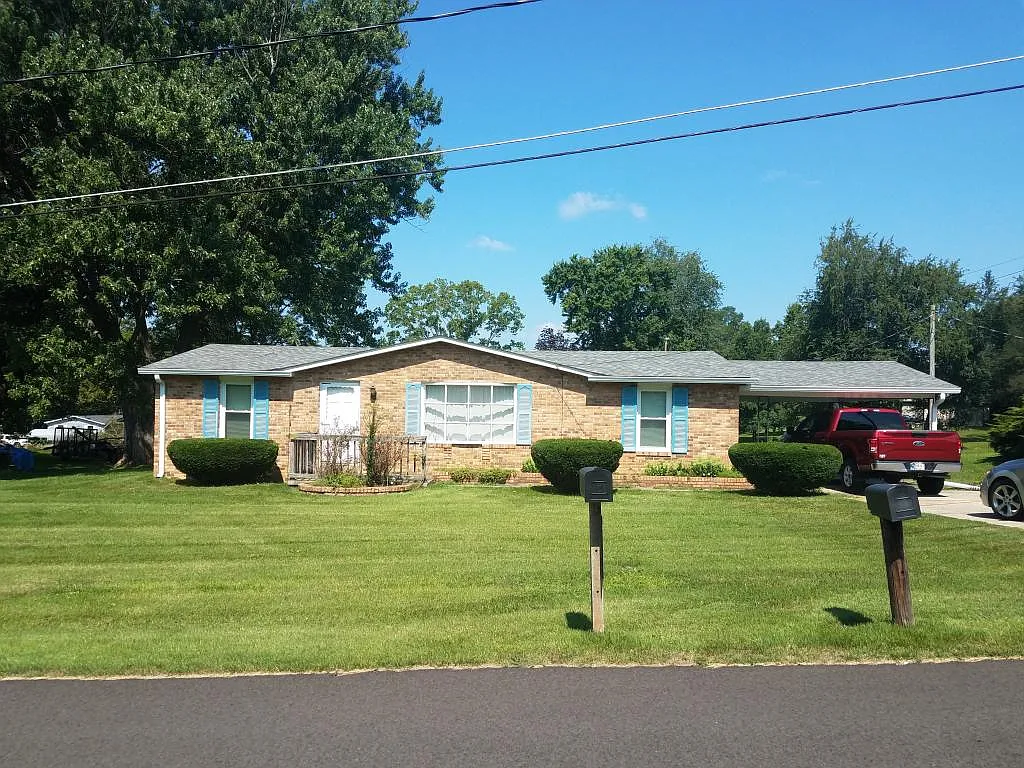 521 Detmer Ln photo 1