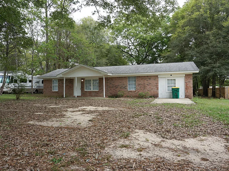 6115 Willow Ln N — Photo 24