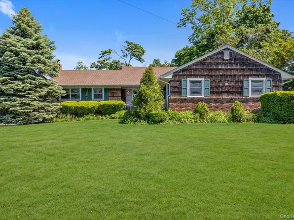 21 Hamilton Street, Amityville, NY 11701