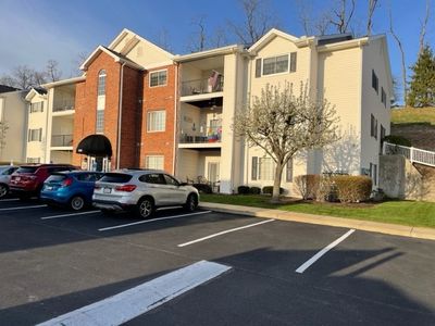 650 Hidden Ridge Ct APT 103, South Park, PA, 15129