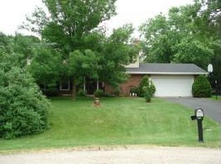 12013 Waxwing Ct, Roscoe, IL 61073
