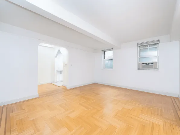 360 Cabrini Boulevard image 8 of 14