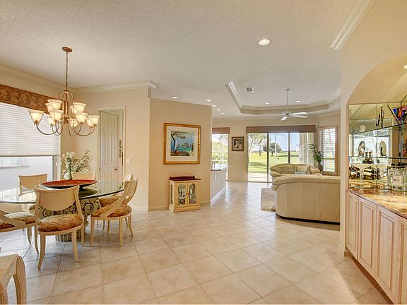 5th image of 7139 Southport Dr