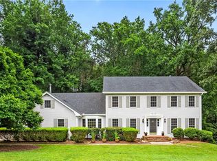 1905 Monticello Ct, Sandy Springs, GA 30350