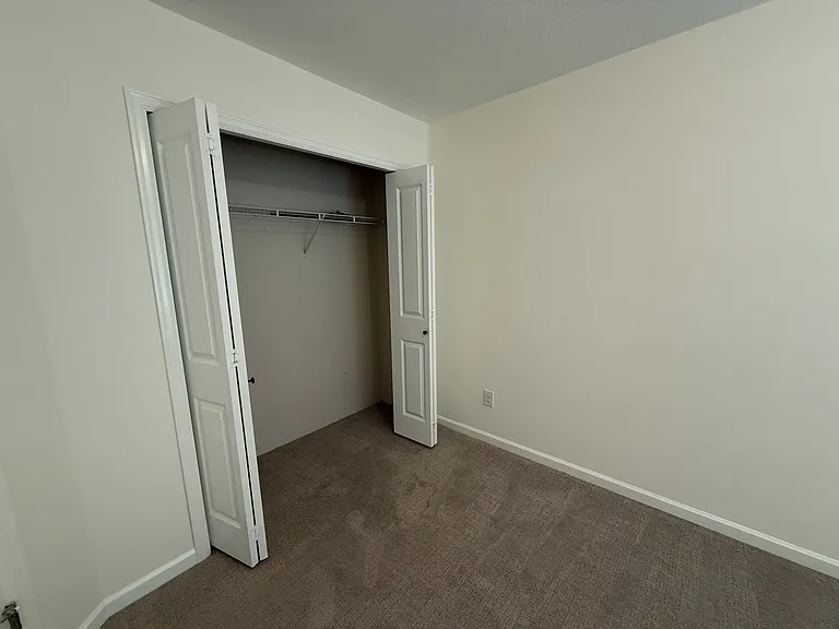 17539 SE Acadia St — Photo 33