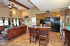4th image of 300 County Road 327
