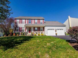 2325 Willow Stream Dr, Quakertown, PA 18951