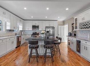 12 Rice St UNIT 2, Salem, MA 01970