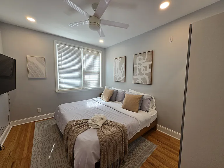 709 Pine St #202 — Photo 10