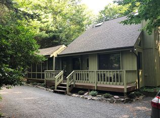 1116 Deer Run, Pocono Pines, PA 18350