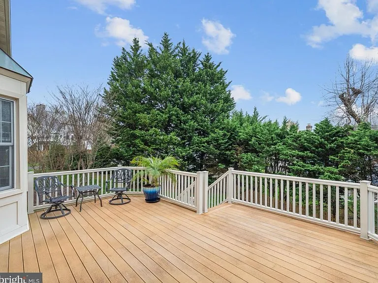 2805 Erics Ct — Photo 23