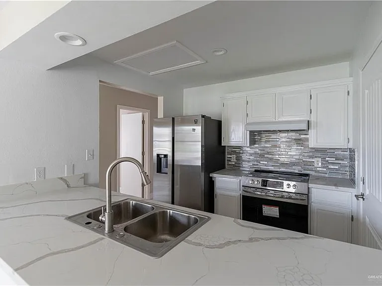 4009 Yucca Ave — Photo 4