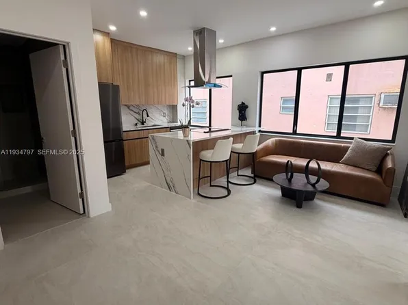 2436 SW 7th St, Miami, FL