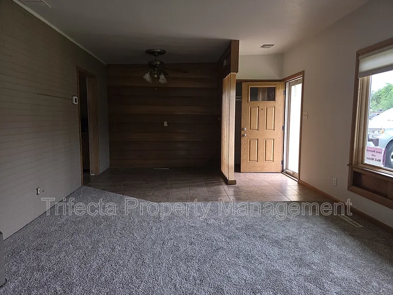 630 N Taft Hill Rd — Photo 9