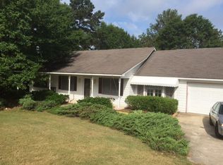 31 Lee Rd #416, Phenix City, AL 36870