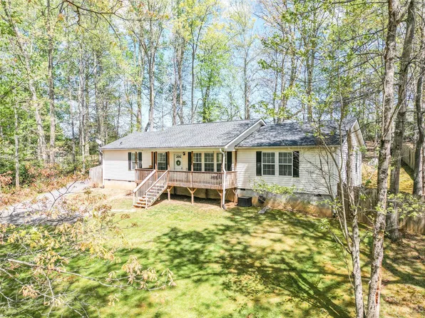 534 Gilreath Loop Rd, Mills River, NC 28759