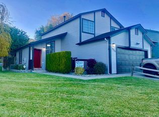 7325 Pah Rah Dr, Sparks, NV