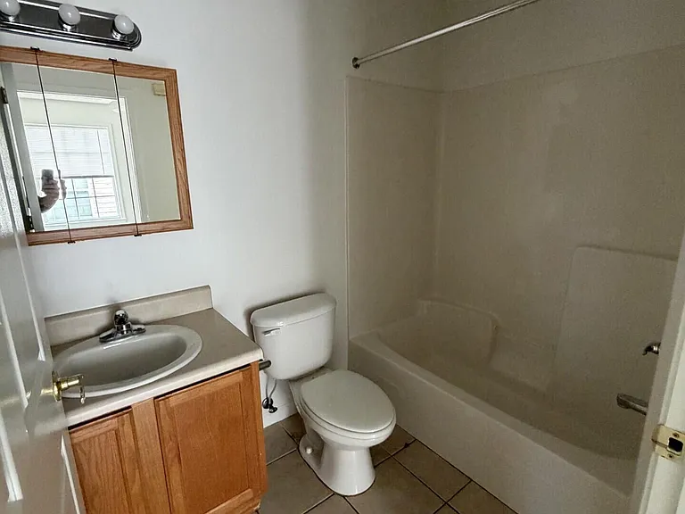2607 Lagoon Knl — Photo 9