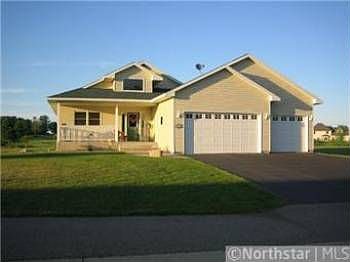 1st image of 990 Acacia Dr