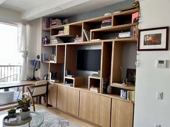 734 5th Avenue image 2 of 10