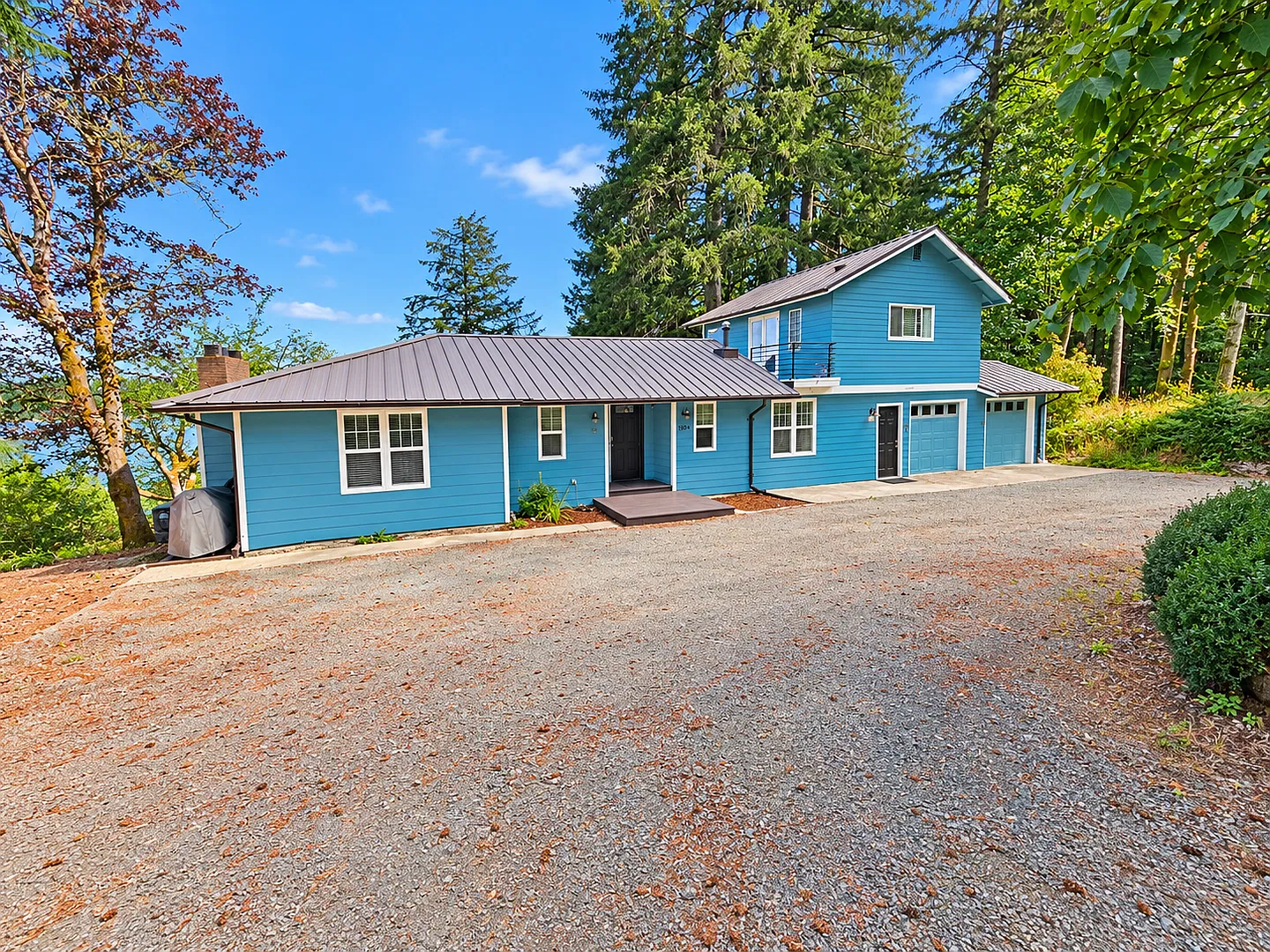Waterfront Living on Totten Inlet 1.35 Acres + Private Beach — Photo 1