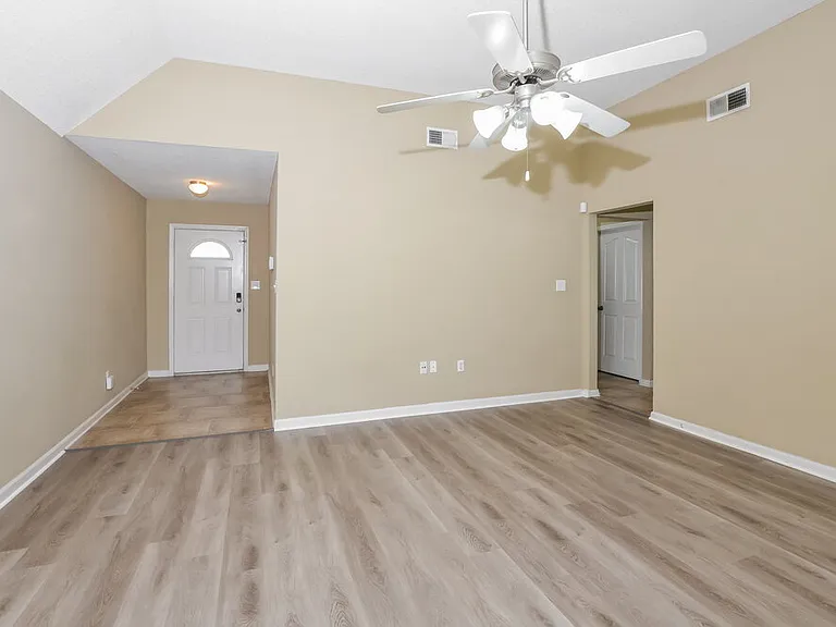 7218 Durango Dr — Photo 5