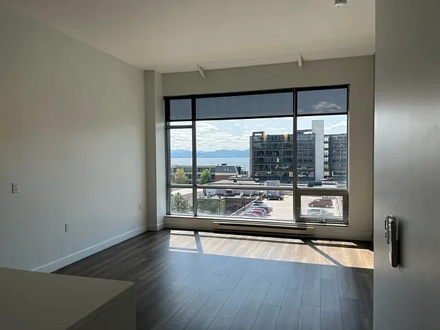 77 Residences — Photo 19