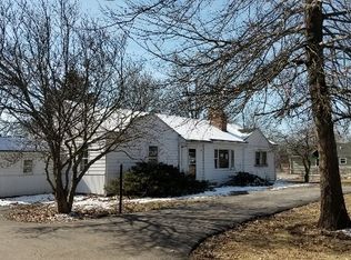 1793 S Bend Rd, Rockford, IL 61109