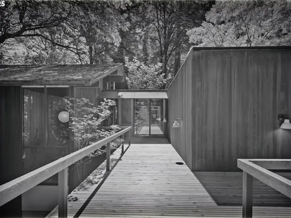 720 NW Saint Helens Ave, Portland, OR 97229