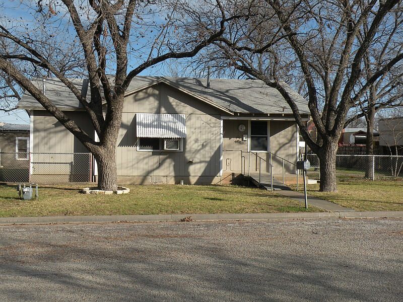 1st image of 206 N College St