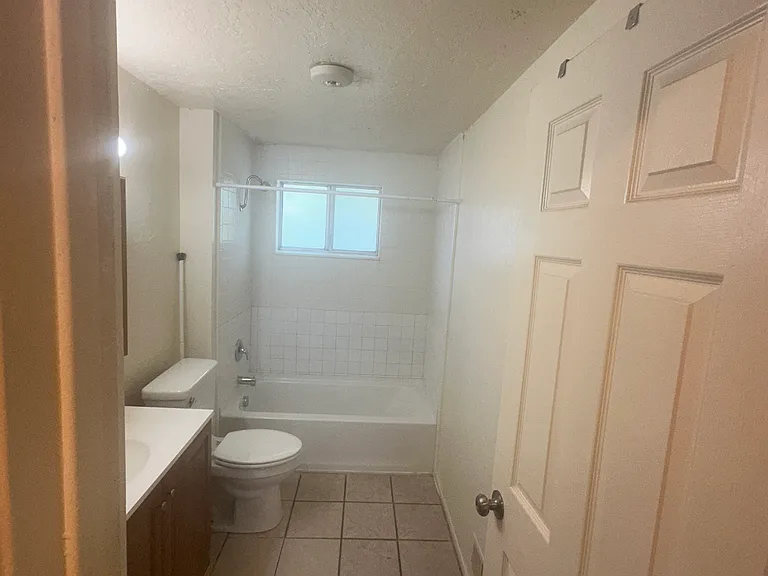 604 N 750 W #2 — Photo 4