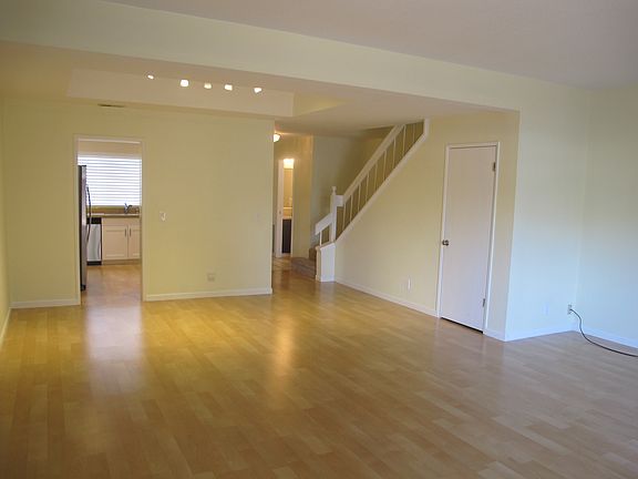 3rd image of 813 Ram Ln