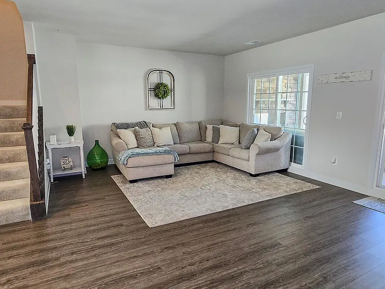 5426 Greenpoint Ln — Photo 21
