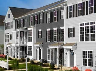 107 Pickering Ln, Mechanicsburg, PA 17050