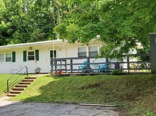 209 Woods Edge, Finleyville, PA 15332