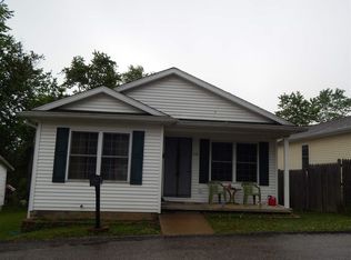 236 19th St, Bedford, IN 47421