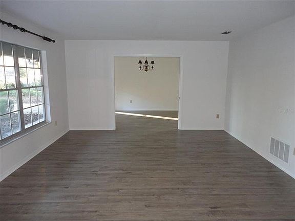 5th image of 1303 NW 30th St