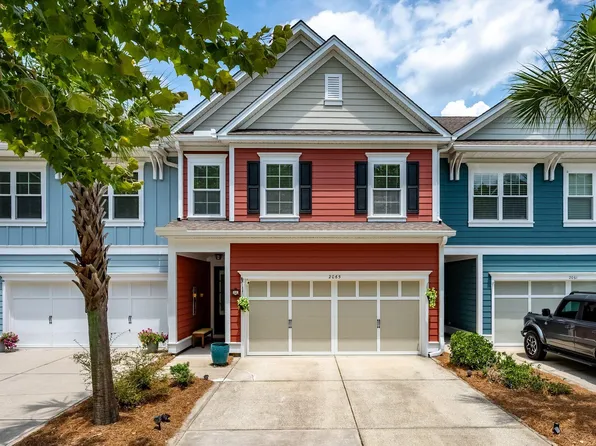 2065 Kings Gate Ln, Mount Pleasant, SC 29466