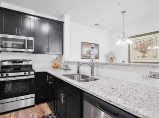 421 Tavern Rd, Monroe Township, NJ 08831