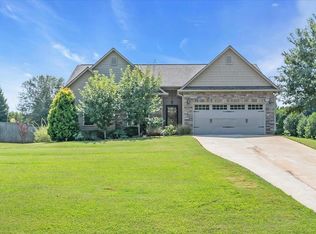 311 Cliffrose Ct, Spartanburg, SC 29306