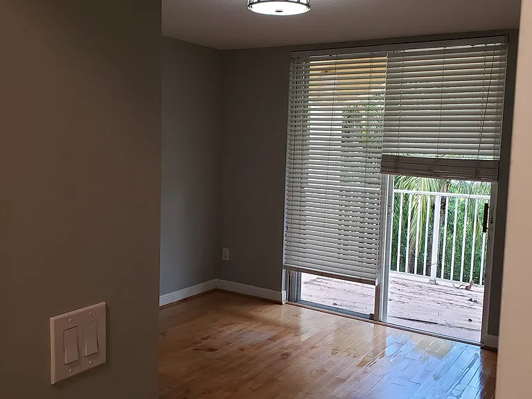833 SW 167th Ave — Photo 17