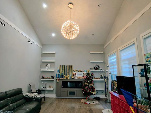 3rd image of 11214 Lyon Rd