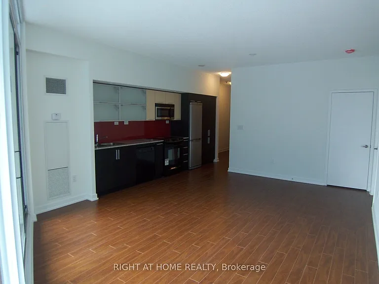 25 Capreol Ct #310 — Photo 36