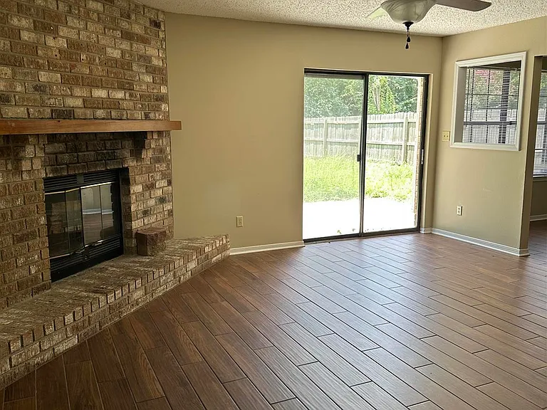 1216 Bridge Creek Ter — Photo 4