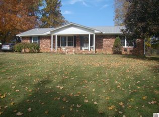 6323 Sandlick Rd, Dawson Springs, KY 42408