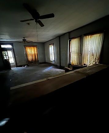 3rd image of 2783 315th St